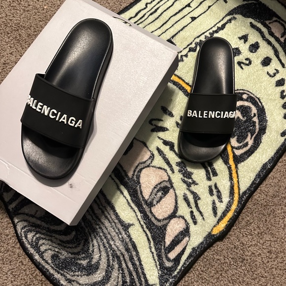Balenciaga pool slides - Picture 4 of 4